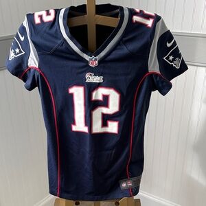 NFL Nike Patriots Brady Jersey. Size Medium. Excellent Condition.